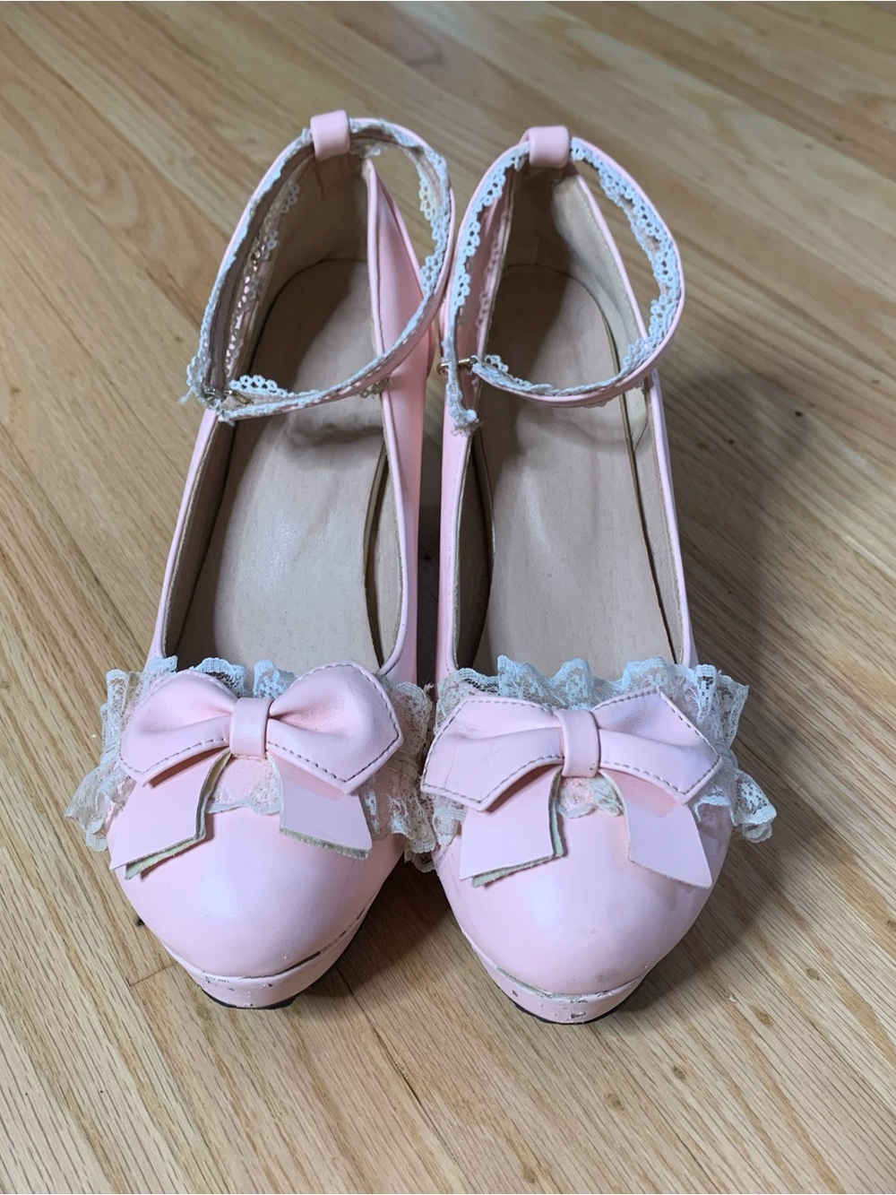 Sweet Pink Lolita Mary Jane Pumps with Lace Detailing